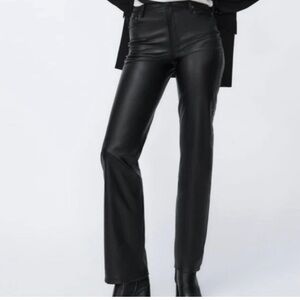 NWOT ZARA pants Women 10 Black Faux Leather 90s Wide Leg Hi Rise 3581/241
Modern